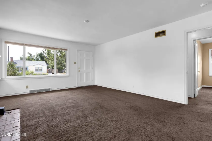 1075 University, Reno, Nevada 89503, 3 Bedrooms Bedrooms, ,1 BathroomBathrooms,Residential,Residential,University,0,260011412