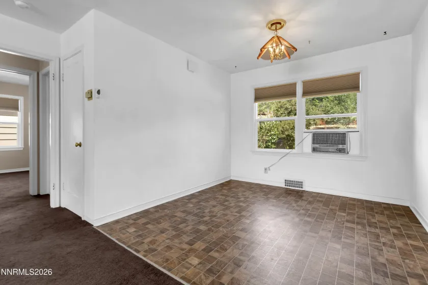 1075 University, Reno, Nevada 89503, 3 Bedrooms Bedrooms, ,1 BathroomBathrooms,Residential,Residential,University,0,260011412