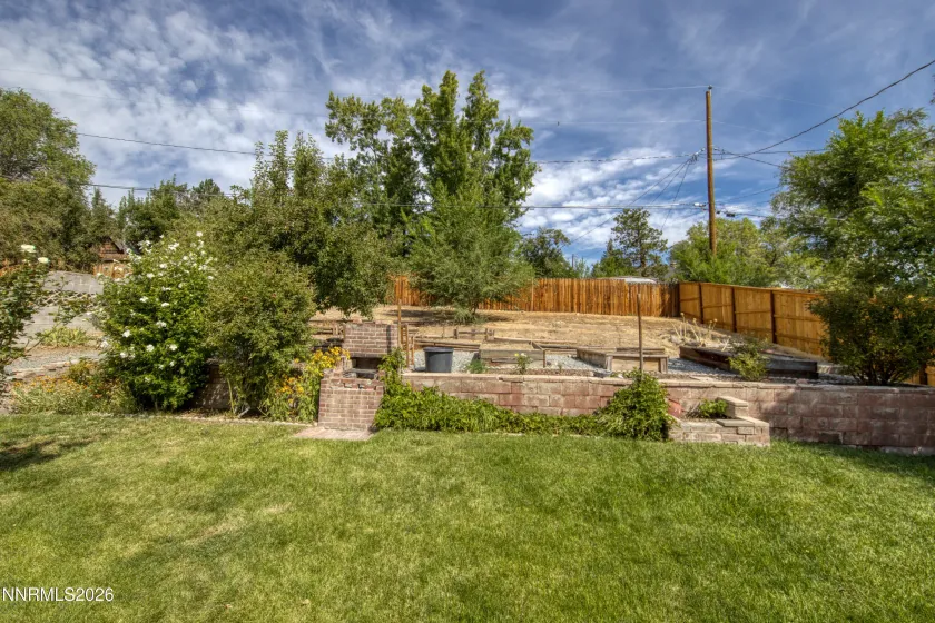 1075 University, Reno, Nevada 89503, 3 Bedrooms Bedrooms, ,1 BathroomBathrooms,Residential,Residential,University,0,260011412