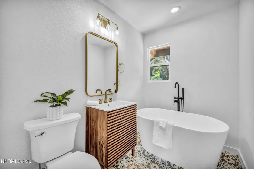 2045 Driscoll, Reno, Nevada 89509, 4 Bedrooms Bedrooms, ,3 BathroomsBathrooms,Residential,Residential,Driscoll,0,260011413