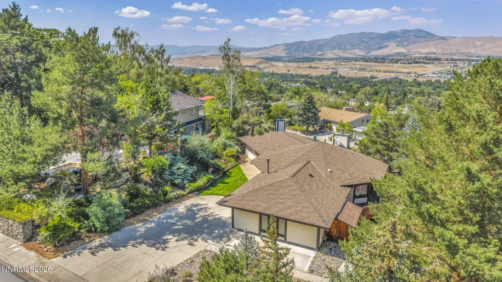 2045 Driscoll, Reno, Nevada 89509, 4 Bedrooms Bedrooms, ,3 BathroomsBathrooms,Residential,Residential,Driscoll,0,260011413
