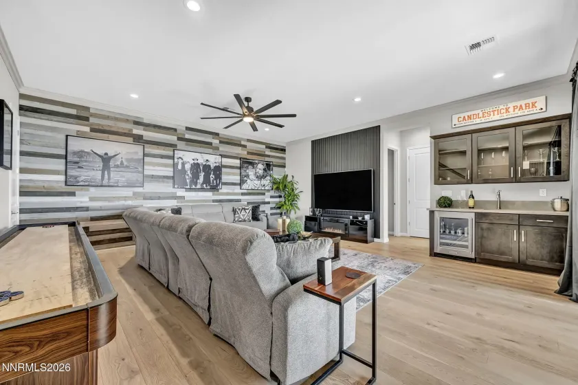 8908 Suncreek, Reno, Nevada 89523, 5 Bedrooms Bedrooms, ,6 BathroomsBathrooms,Residential,Residential,Suncreek,0,260011416