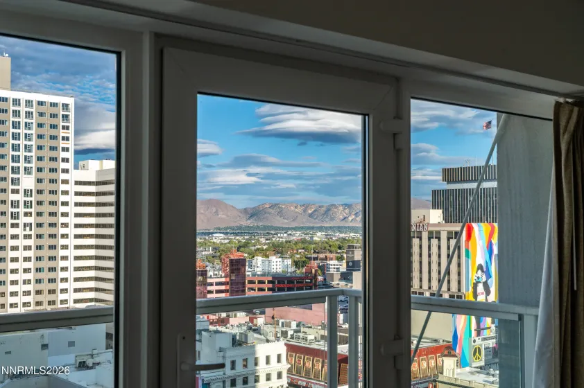 255 Sierra, Reno, Nevada 89501, 1 Bedroom Bedrooms, ,1 BathroomBathrooms,Residential,Residential,Sierra,0,260011422