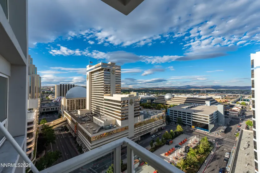 255 Sierra, Reno, Nevada 89501, 1 Bedroom Bedrooms, ,1 BathroomBathrooms,Residential,Residential,Sierra,0,260011422