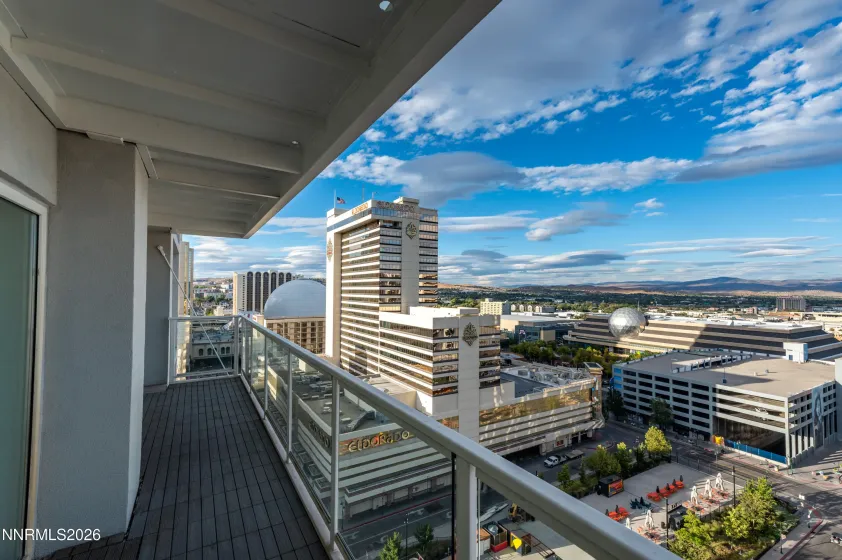 255 Sierra, Reno, Nevada 89501, 1 Bedroom Bedrooms, ,1 BathroomBathrooms,Residential,Residential,Sierra,0,260011422