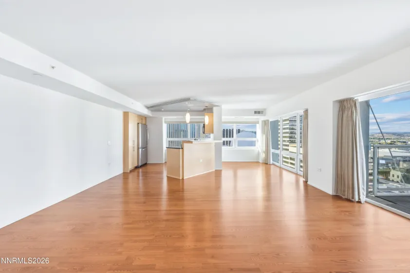 255 Sierra, Reno, Nevada 89501, 1 Bedroom Bedrooms, ,1 BathroomBathrooms,Residential,Residential,Sierra,0,260011422