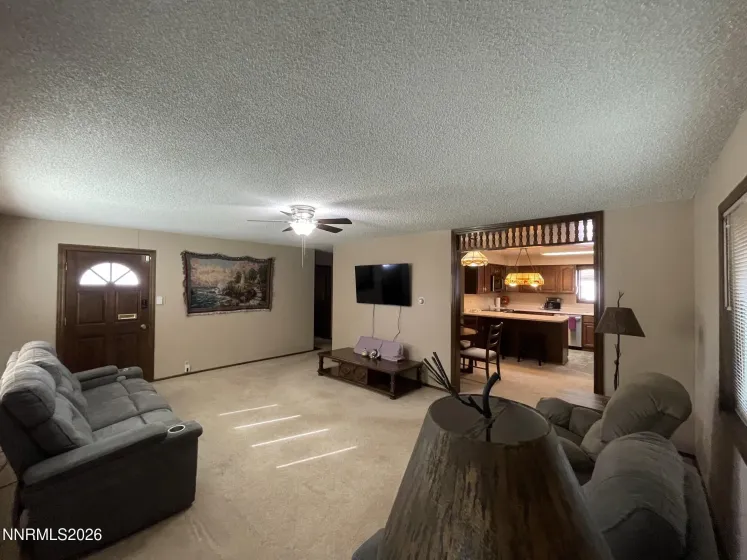 27 Center, Yerington, Nevada 89447, 2 Bedrooms Bedrooms, ,2 BathroomsBathrooms,Residential,Residential,Center,0,260011423