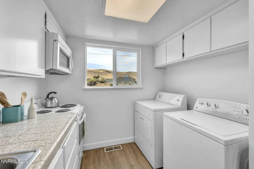 3575 Balboa, Reno, Nevada 89503, 3 Bedrooms Bedrooms, ,3 BathroomsBathrooms,Residential,Residential,Balboa,0,260011424