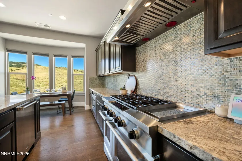 3172 Vista Favoloso, Reno, Nevada 89519, 4 Bedrooms Bedrooms, ,5 BathroomsBathrooms,Residential,Residential,Vista Favoloso,0,260011427