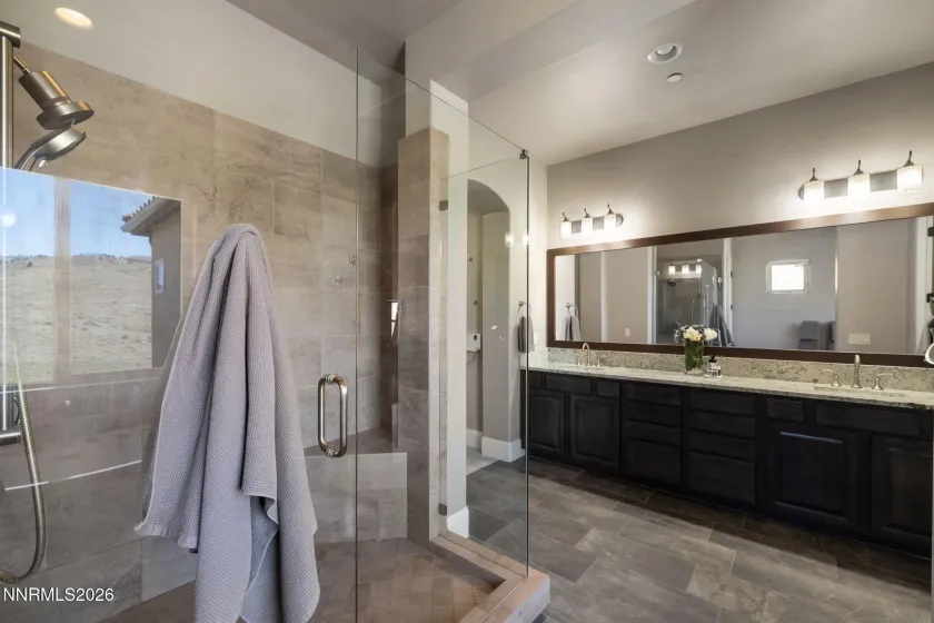 3172 Vista Favoloso, Reno, Nevada 89519, 4 Bedrooms Bedrooms, ,5 BathroomsBathrooms,Residential,Residential,Vista Favoloso,0,260011427