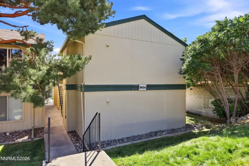 3924 Clear Acre, Reno, Nevada 89512, 1 Bedroom Bedrooms, ,1 BathroomBathrooms,Residential,Residential,Clear Acre,0,260011430
