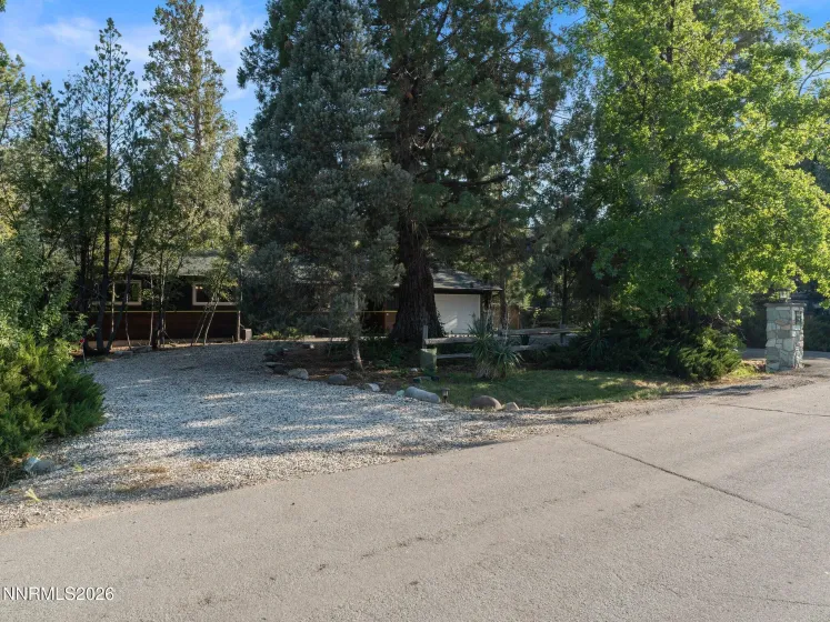 5380 Ambrose, Reno, Nevada 89519, 3 Bedrooms Bedrooms, ,2 BathroomsBathrooms,Residential,Residential,Ambrose,0,260011434