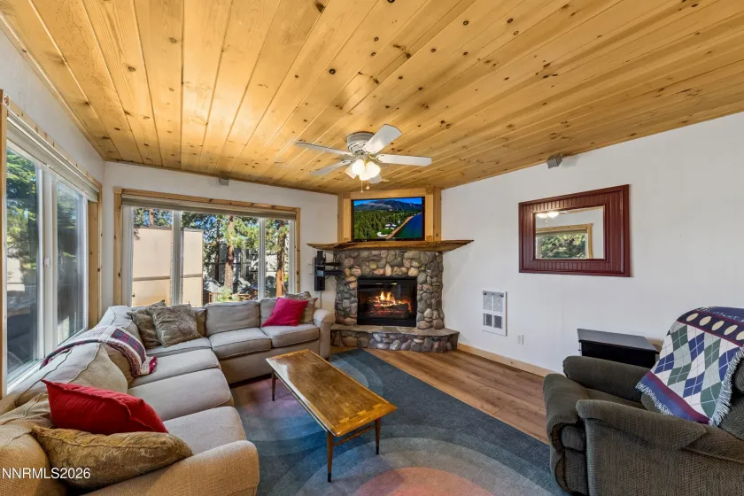 165 Holly, Stateline, Nevada 89449, 3 Bedrooms Bedrooms, ,4 BathroomsBathrooms,Residential,Residential,Holly,0,260011435
