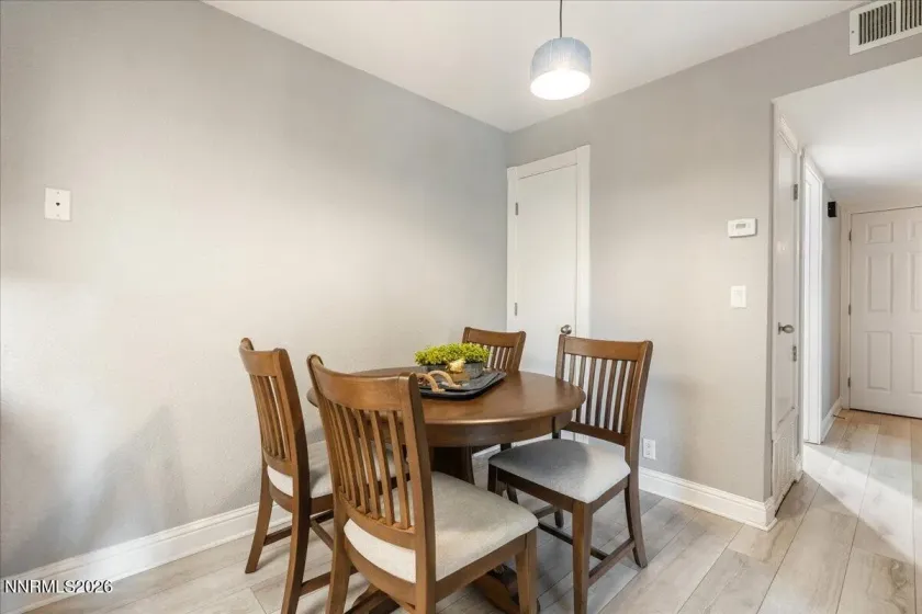 555 Patriot, Reno, Nevada 89511, 2 Bedrooms Bedrooms, ,1 BathroomBathrooms,Residential,Residential,Patriot,0,260011436