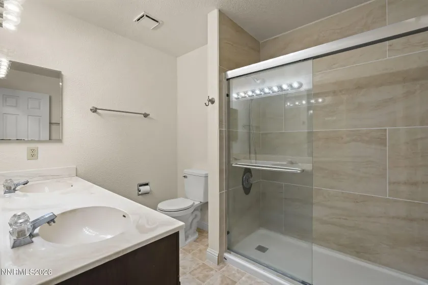 5172 Palo Alto, Sparks, Nevada 89436, 4 Bedrooms Bedrooms, ,3 BathroomsBathrooms,Residential,Residential,Palo Alto,0,260011437