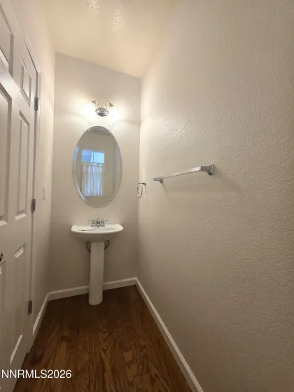 9229 Lone Wolf, Reno, Nevada 89506, 2 Bedrooms Bedrooms, ,2 BathroomsBathrooms,Residential,Residential,Lone Wolf,0,260011438