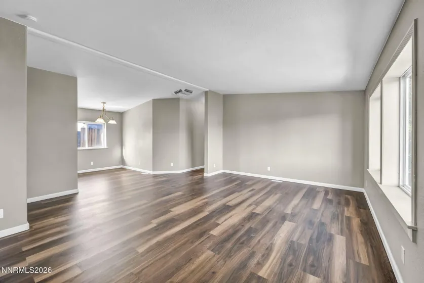 4962 Newport, Reno, Nevada 89506, 3 Bedrooms Bedrooms, ,2 BathroomsBathrooms,Residential,Residential,Newport,0,260011439