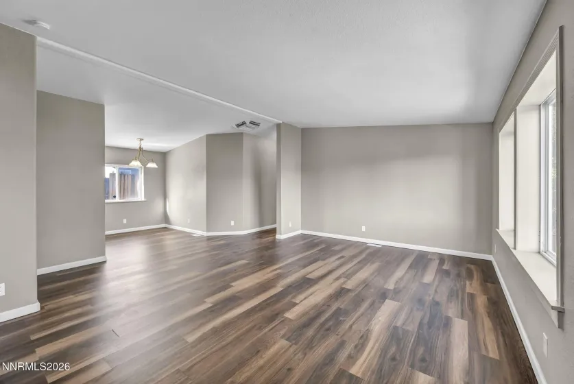 4962 Newport, Reno, Nevada 89506, 3 Bedrooms Bedrooms, ,2 BathroomsBathrooms,Residential,Residential,Newport,0,260011439