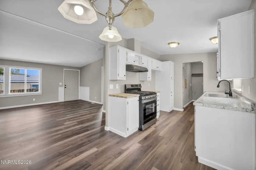 4962 Newport, Reno, Nevada 89506, 3 Bedrooms Bedrooms, ,2 BathroomsBathrooms,Residential,Residential,Newport,0,260011439