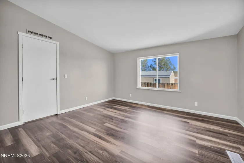 4962 Newport, Reno, Nevada 89506, 3 Bedrooms Bedrooms, ,2 BathroomsBathrooms,Residential,Residential,Newport,0,260011439