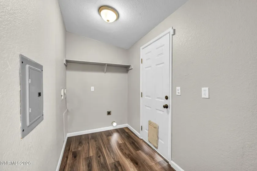 4962 Newport, Reno, Nevada 89506, 3 Bedrooms Bedrooms, ,2 BathroomsBathrooms,Residential,Residential,Newport,0,260011439