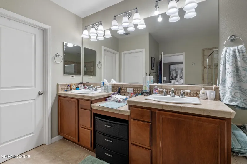 7695 Pebblestone, Reno, Nevada 89523, 3 Bedrooms Bedrooms, ,3 BathroomsBathrooms,Residential,Residential,Pebblestone,0,260011445