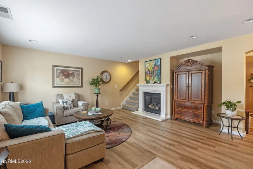 7695 Pebblestone, Reno, Nevada 89523, 3 Bedrooms Bedrooms, ,3 BathroomsBathrooms,Residential,Residential,Pebblestone,0,260011445