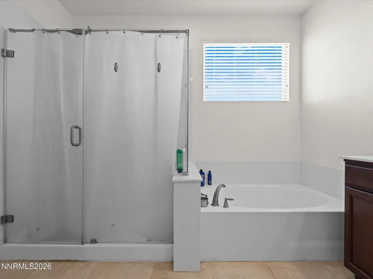 6980 Bannister, Sparks, Nevada 89436, 4 Bedrooms Bedrooms, ,4 BathroomsBathrooms,Residential,Residential,Bannister,0,260011446
