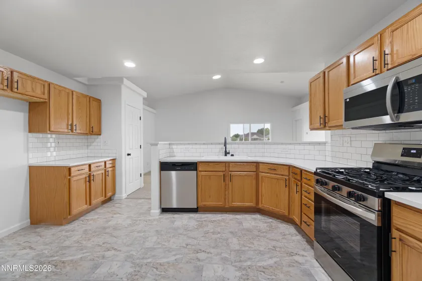364 Bens, Fernley, Nevada 89408, 3 Bedrooms Bedrooms, ,2 BathroomsBathrooms,Residential,Residential,Bens,0,260011448