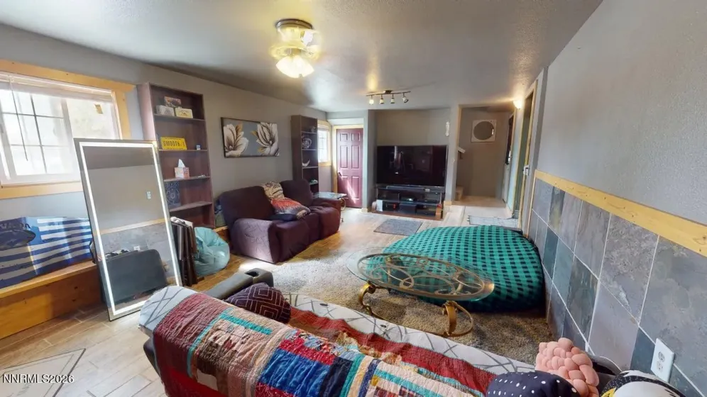 375 Elquist, Battle Mountain, Nevada 89820, 4 Bedrooms Bedrooms, ,2 BathroomsBathrooms,Residential,Residential,Elquist,0,260011458