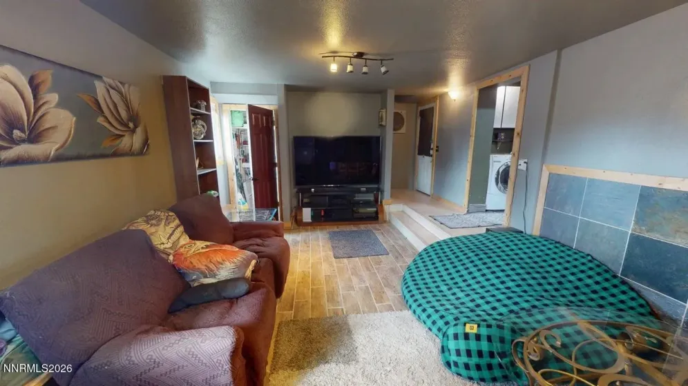 375 Elquist, Battle Mountain, Nevada 89820, 4 Bedrooms Bedrooms, ,2 BathroomsBathrooms,Residential,Residential,Elquist,0,260011458