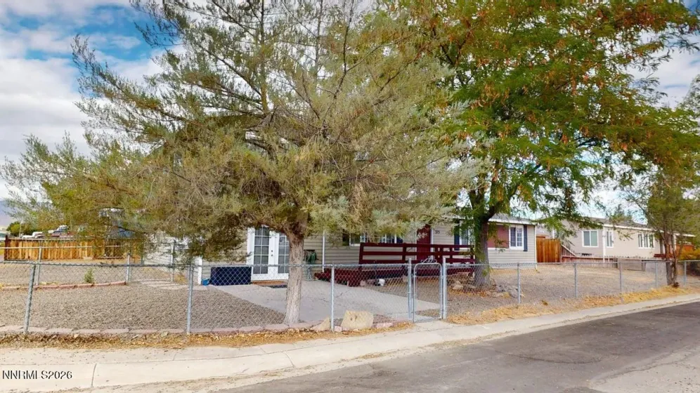 375 Elquist, Battle Mountain, Nevada 89820, 4 Bedrooms Bedrooms, ,2 BathroomsBathrooms,Residential,Residential,Elquist,0,260011458