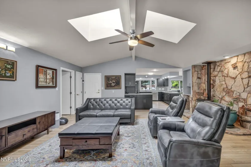 1521 Valencia, Carson City, Nevada 89703, 4 Bedrooms Bedrooms, ,3 BathroomsBathrooms,Residential,Residential,Valencia,0,260011441