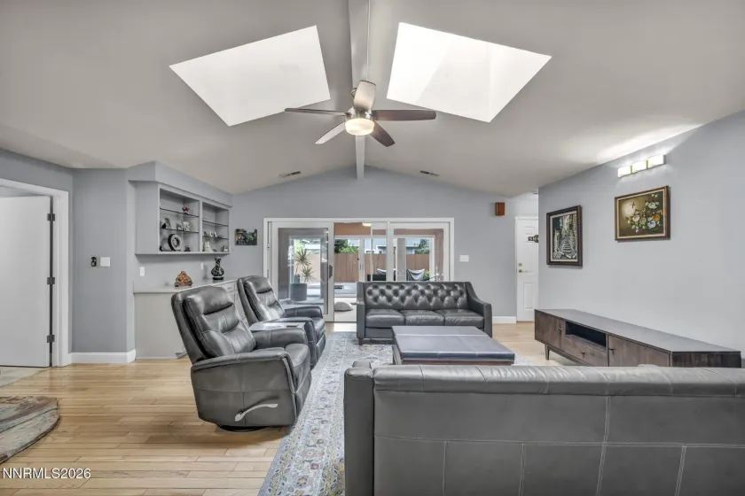 1521 Valencia, Carson City, Nevada 89703, 4 Bedrooms Bedrooms, ,3 BathroomsBathrooms,Residential,Residential,Valencia,0,260011441