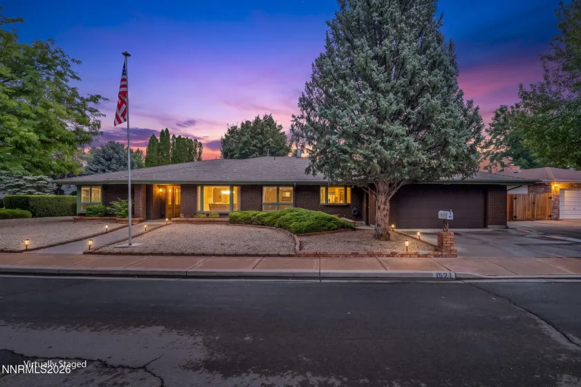 1521 Valencia, Carson City, Nevada 89703, 4 Bedrooms Bedrooms, ,3 BathroomsBathrooms,Residential,Residential,Valencia,0,260011441