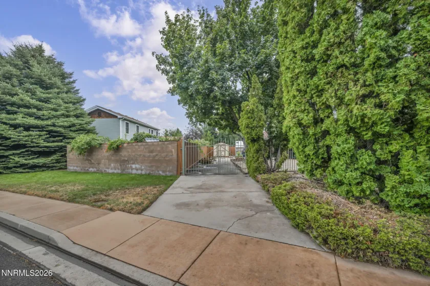 1521 Valencia, Carson City, Nevada 89703, 4 Bedrooms Bedrooms, ,3 BathroomsBathrooms,Residential,Residential,Valencia,0,260011441