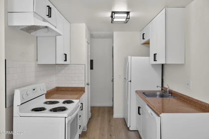 4602 Neil, Reno, Nevada 89502, 2 Bedrooms Bedrooms, ,1 BathroomBathrooms,Residential,Residential,Neil,0,260011459