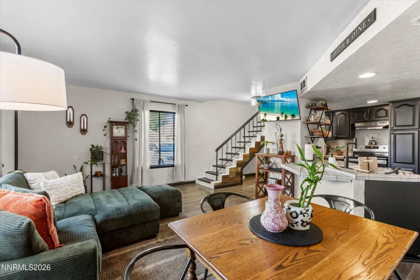1531 Steven, Sparks, Nevada 89431, 2 Bedrooms Bedrooms, ,2 BathroomsBathrooms,Residential,Residential,Steven,0,260011464