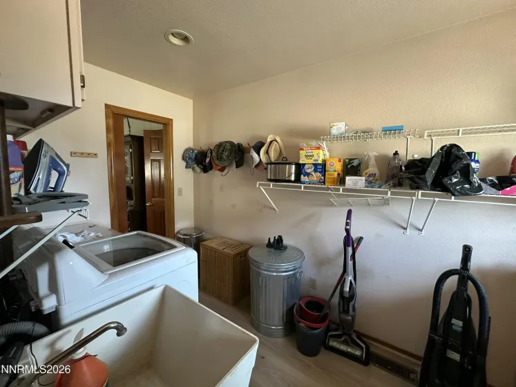 5130 Jackalope, Reno, Nevada 89510, 3 Bedrooms Bedrooms, ,3 BathroomsBathrooms,Residential,Residential,Jackalope,0,260011467