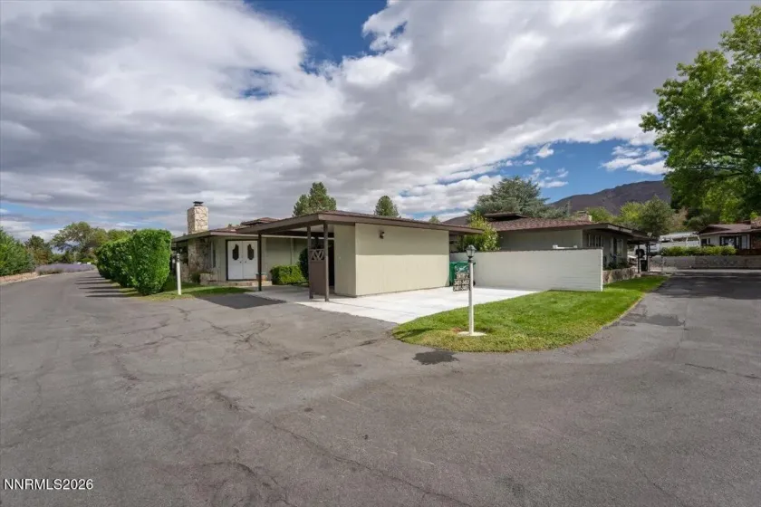 3453 Hidden Valley, Reno, Nevada 89502, 2 Bedrooms Bedrooms, ,2 BathroomsBathrooms,Residential,Residential,Hidden Valley,0,260011468