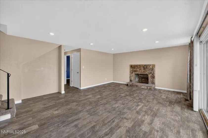 1903 Pinewood, Sparks, Nevada 89434, 4 Bedrooms Bedrooms, ,3 BathroomsBathrooms,Residential,Residential,Pinewood,0,260011471