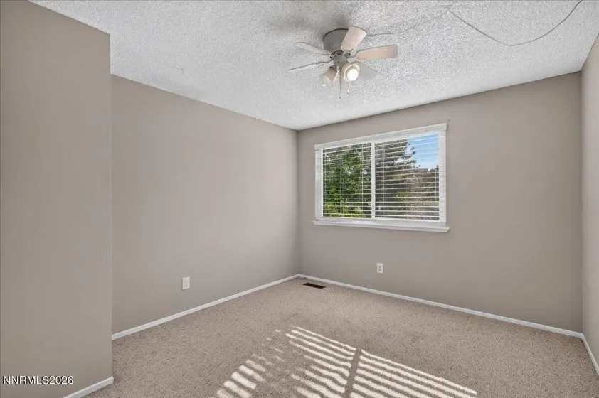 1903 Pinewood, Sparks, Nevada 89434, 4 Bedrooms Bedrooms, ,3 BathroomsBathrooms,Residential,Residential,Pinewood,0,260011471