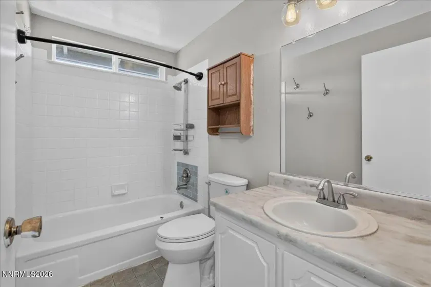 1903 Pinewood, Sparks, Nevada 89434, 4 Bedrooms Bedrooms, ,3 BathroomsBathrooms,Residential,Residential,Pinewood,0,260011471