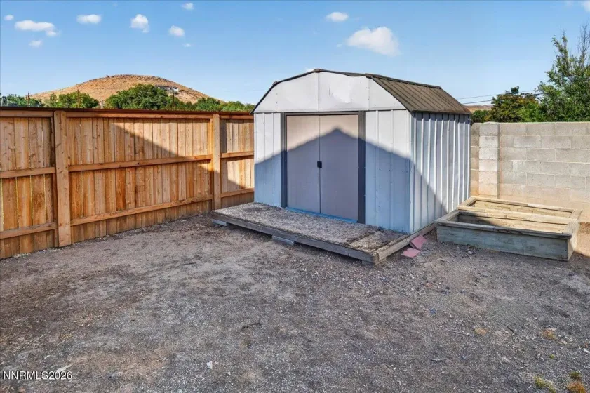 1903 Pinewood, Sparks, Nevada 89434, 4 Bedrooms Bedrooms, ,3 BathroomsBathrooms,Residential,Residential,Pinewood,0,260011471