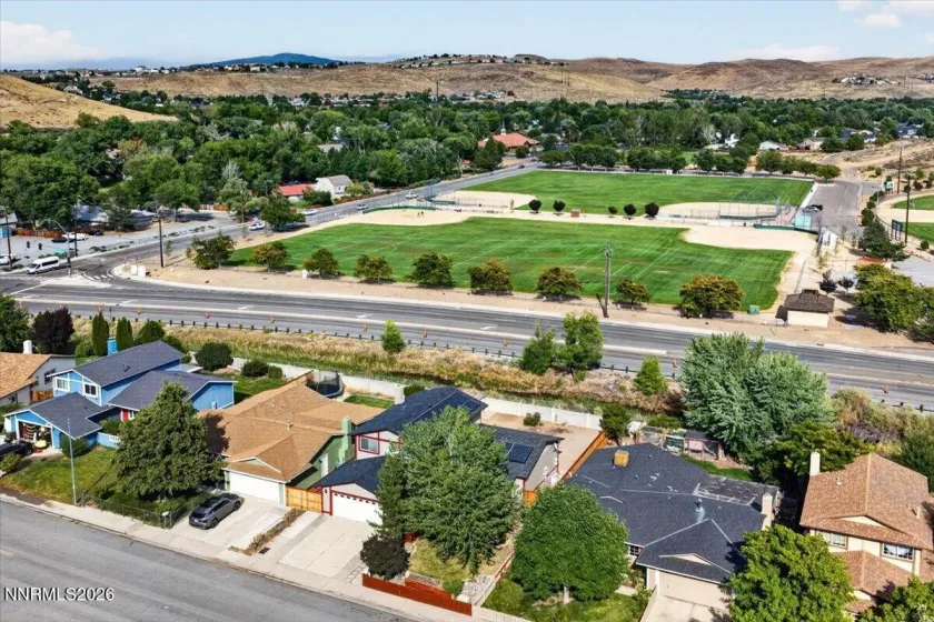 1903 Pinewood, Sparks, Nevada 89434, 4 Bedrooms Bedrooms, ,3 BathroomsBathrooms,Residential,Residential,Pinewood,0,260011471
