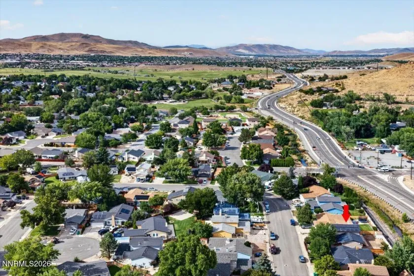 1903 Pinewood, Sparks, Nevada 89434, 4 Bedrooms Bedrooms, ,3 BathroomsBathrooms,Residential,Residential,Pinewood,0,260011471
