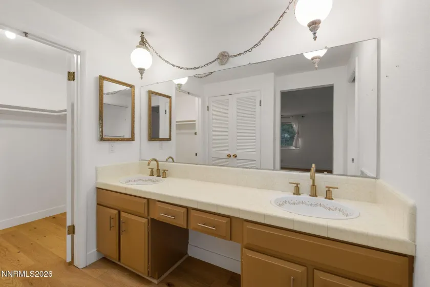 1225 Rowland, Reno, Nevada 89509, 3 Bedrooms Bedrooms, ,2 BathroomsBathrooms,Residential,Residential,Rowland,0,260011472