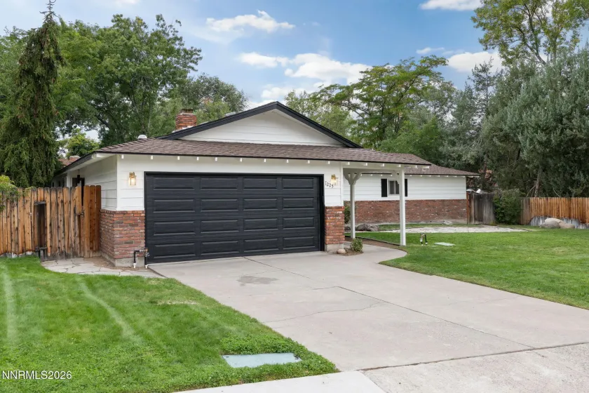 1225 Rowland, Reno, Nevada 89509, 3 Bedrooms Bedrooms, ,2 BathroomsBathrooms,Residential,Residential,Rowland,0,260011472