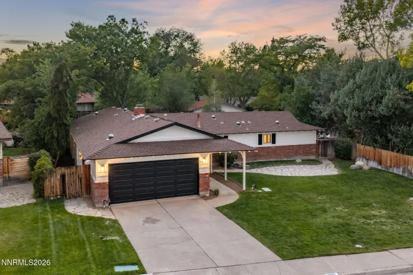 1225 Rowland, Reno, Nevada 89509, 3 Bedrooms Bedrooms, ,2 BathroomsBathrooms,Residential,Residential,Rowland,0,260011472