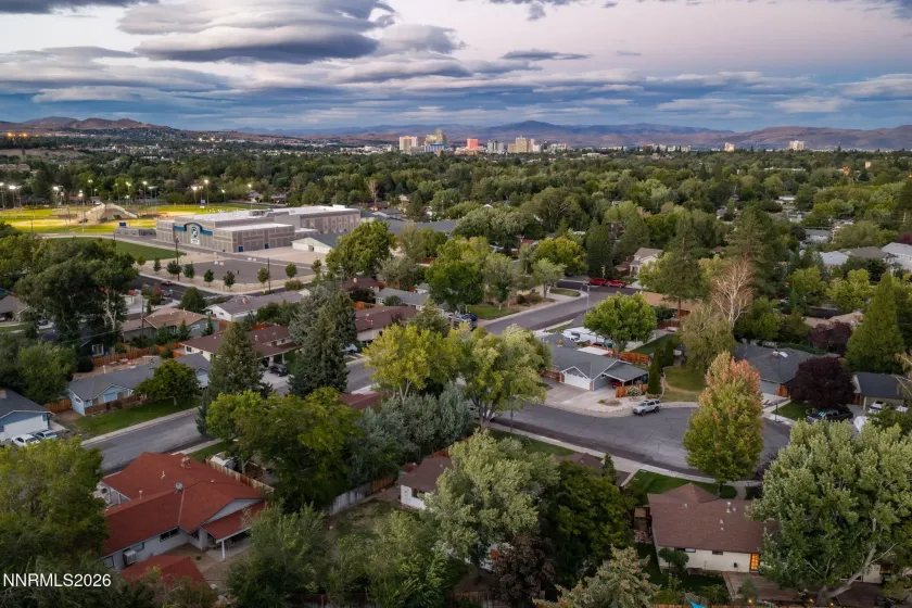1225 Rowland, Reno, Nevada 89509, 3 Bedrooms Bedrooms, ,2 BathroomsBathrooms,Residential,Residential,Rowland,0,260011472